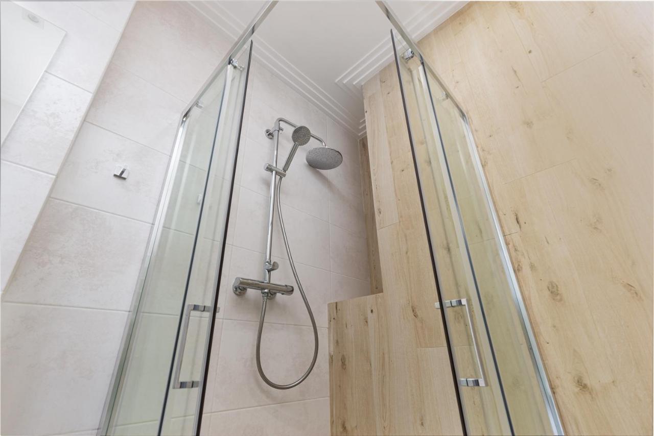 Sea Symphony 3-Bedrooms Apartment Odessa Dış mekan fotoğraf