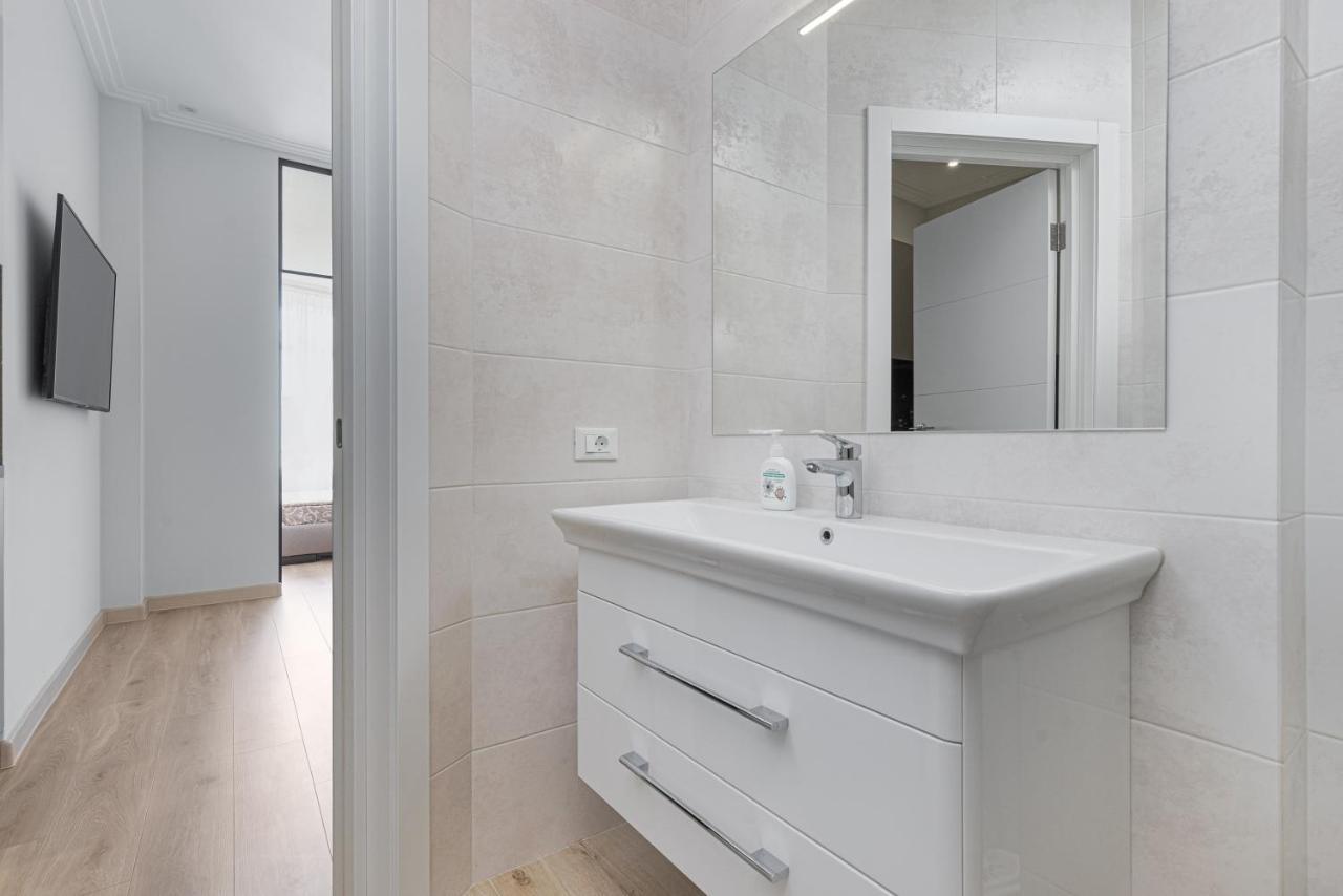 Sea Symphony 3-Bedrooms Apartment Odessa Dış mekan fotoğraf
