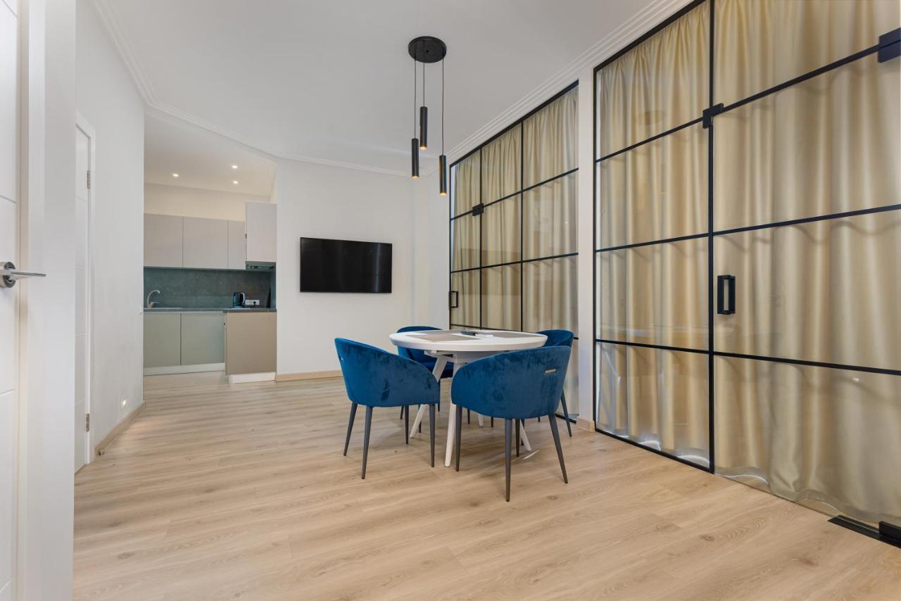 Sea Symphony 3-Bedrooms Apartment Odessa Dış mekan fotoğraf